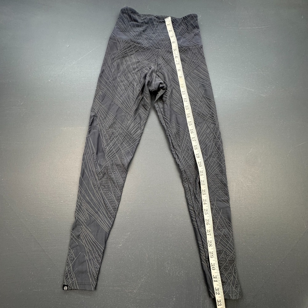 Onzie Leggings Women's S/M Gray High Waist Textured Print Yoga Workout Athletic - Picture 11 of 14